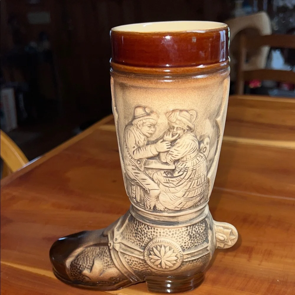 King-Werk Brown Relief German Beer Stein Boot .5 L Made in Germany